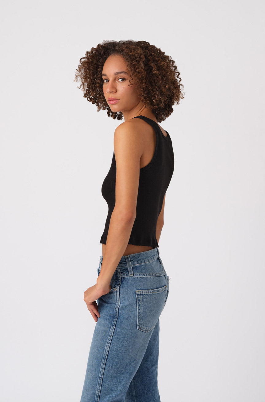 CROP RIB TANK IN BLACK