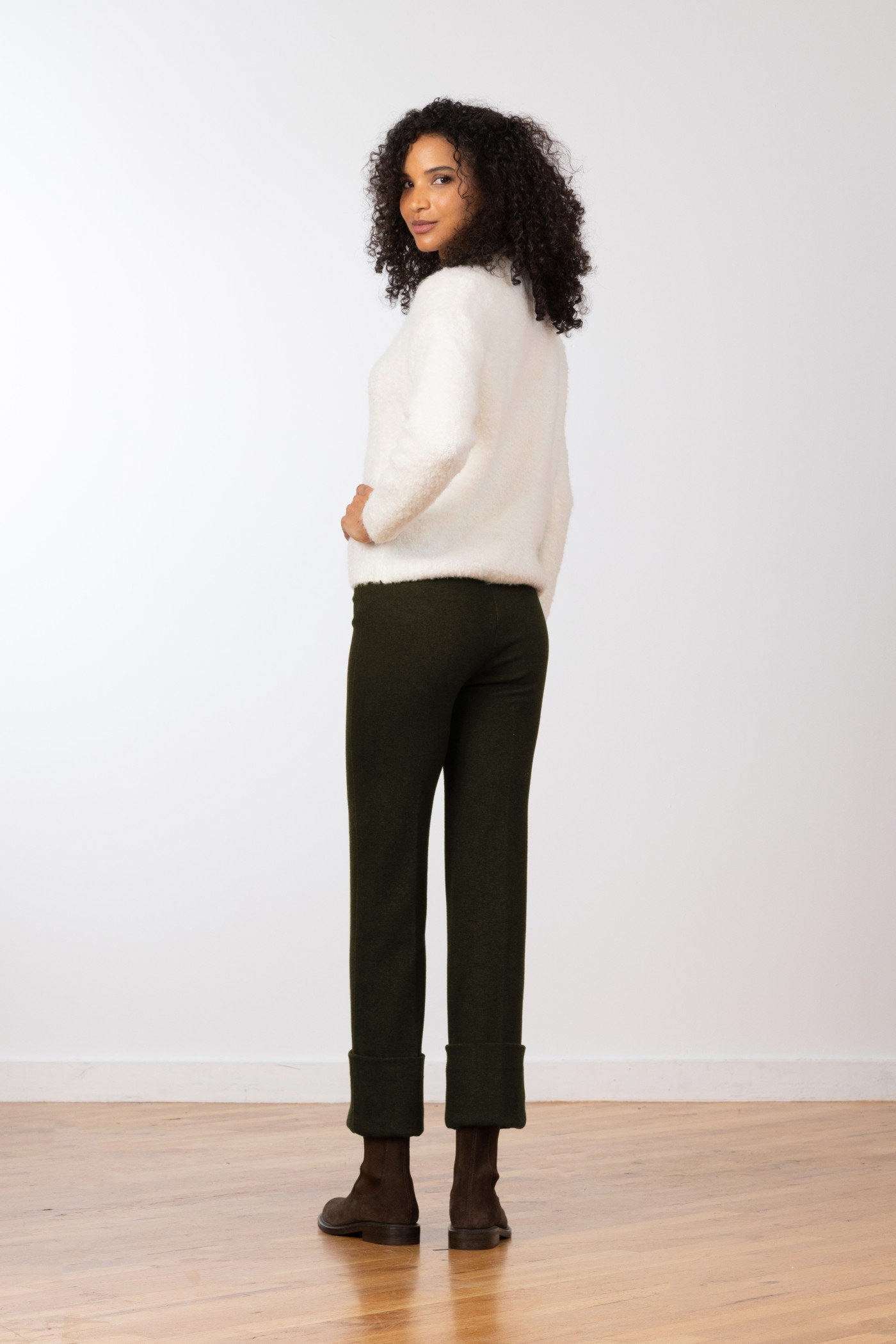 BONNIE IN COZY OLIVE GREEN