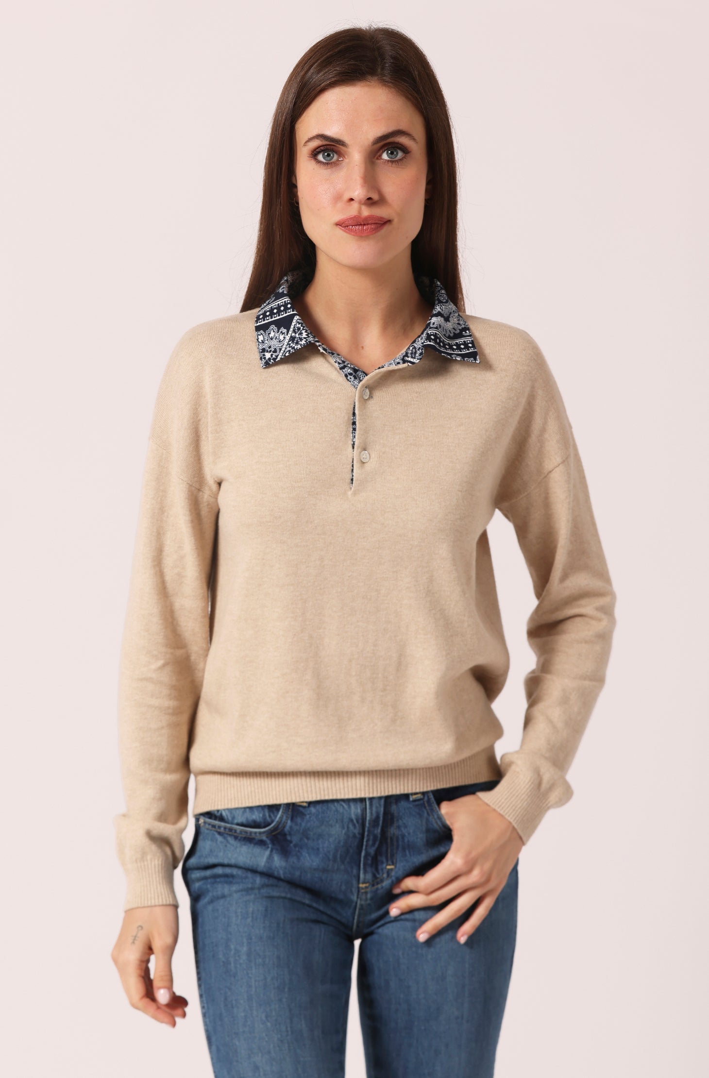 COTTON CASHMERE WOVEN BANDANA COLLAR PULLOVER IN BROWN SUGAR