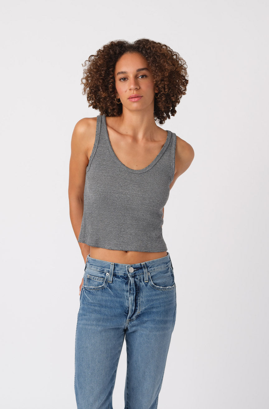 CROP RIB TANK IN HEATHER GREY