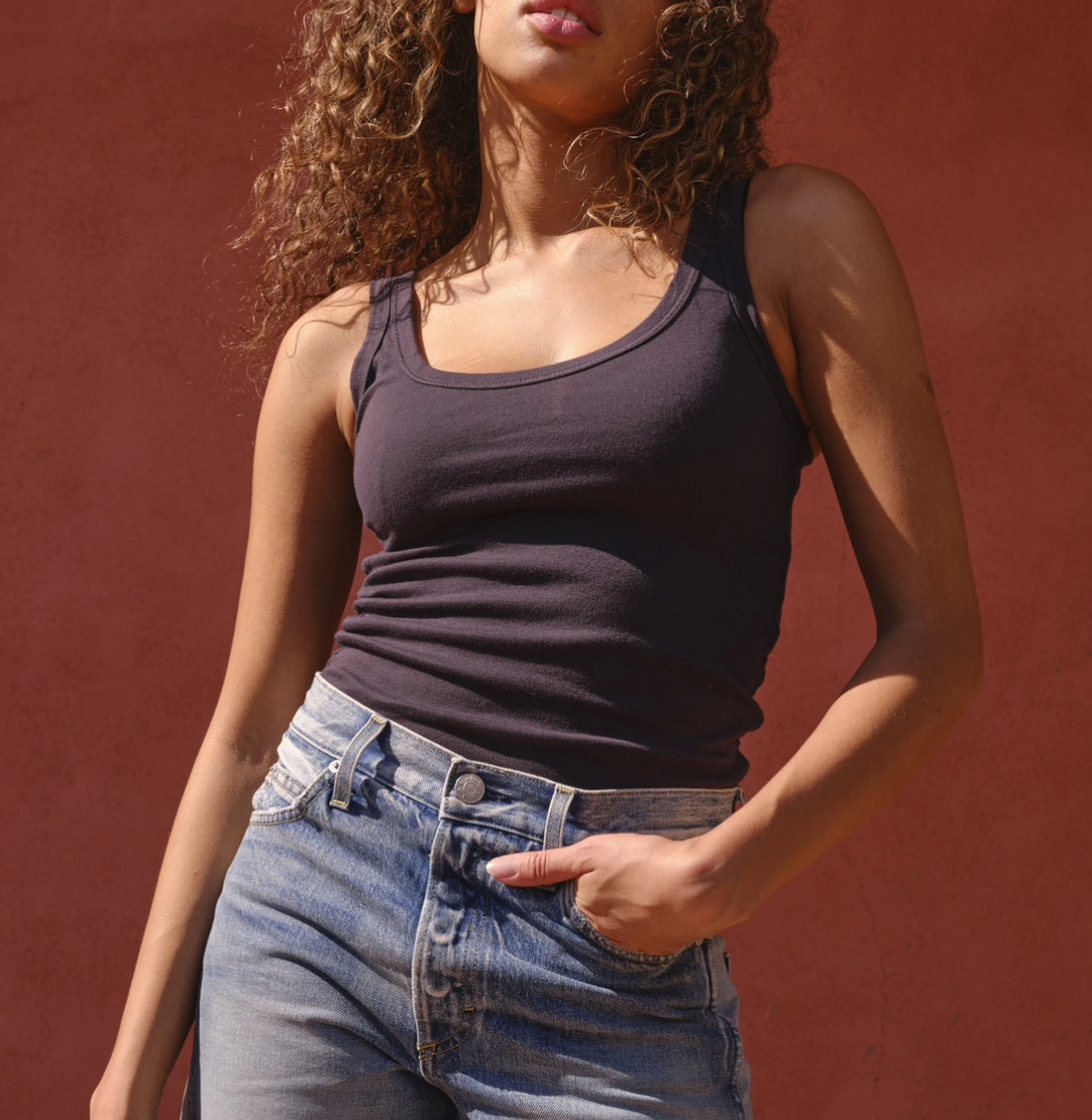 LAYERING TANK IN VINTAGE BLACK